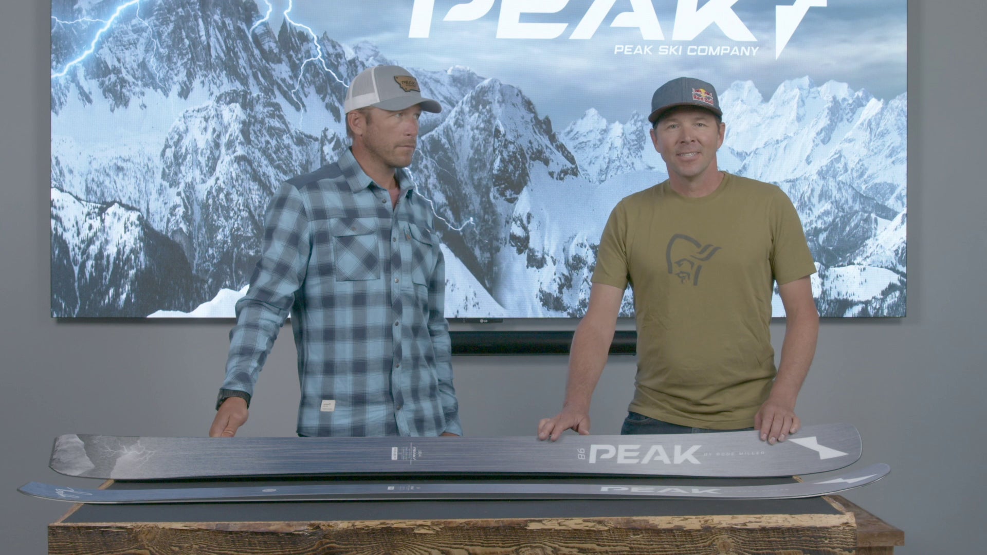 Load video: Peak 98 by Dav overview video
